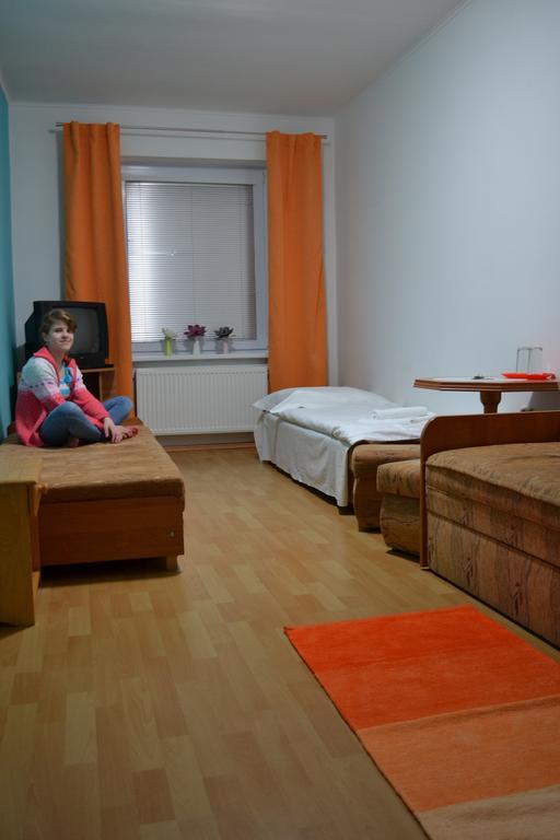 Privat Julia Vrbov Quarto foto