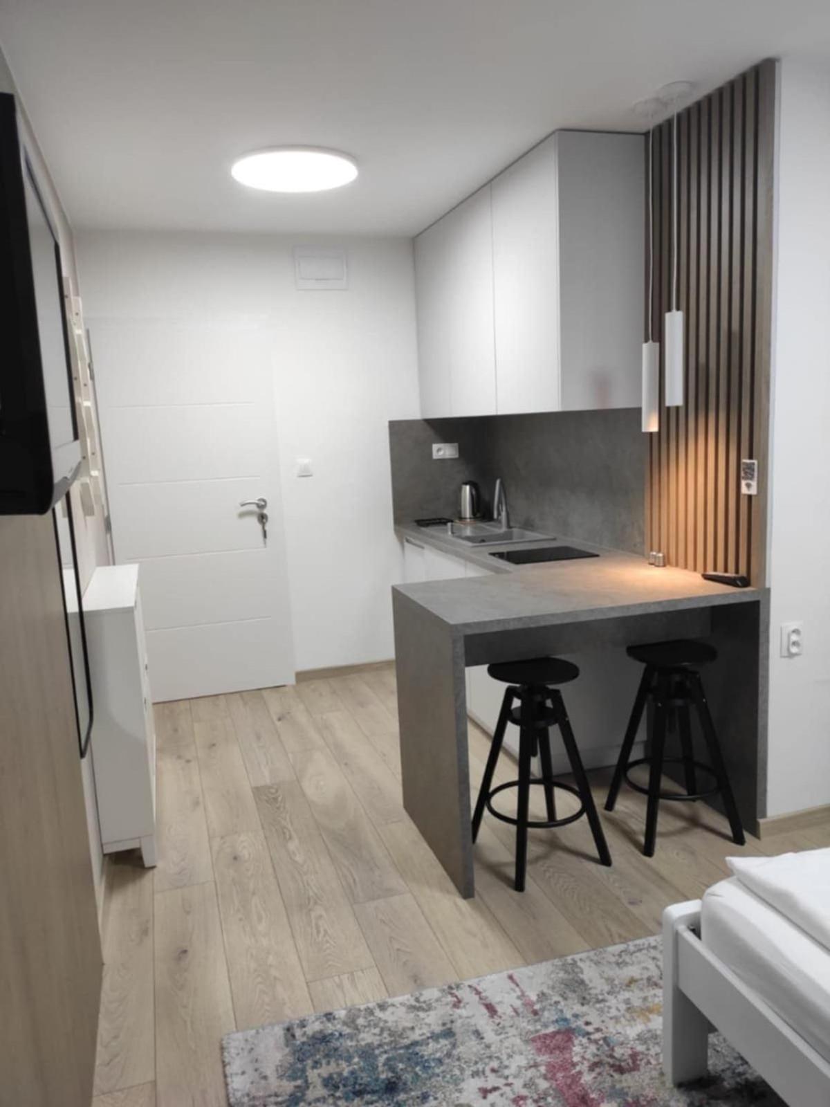 Privat Julia Vrbov Exterior foto