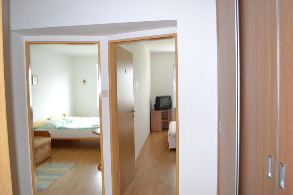 Privat Julia Vrbov Quarto foto